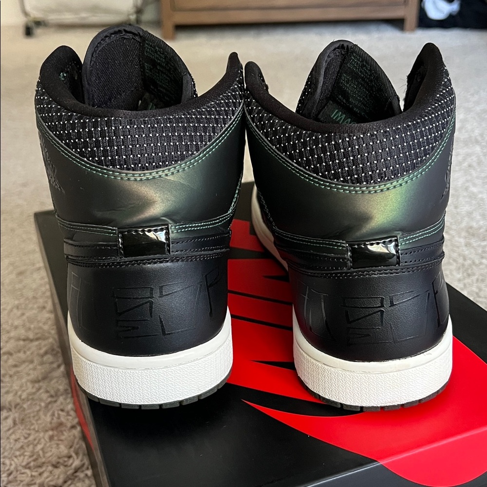 Jordan 1 SB Sneakers (Craig Stecyk Black Silver) - Picture 4 of 5